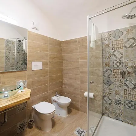 Legnosuites 3 3 Bathrooms Group And Family By Houseinnaples Appartement *