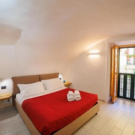 Appartement Legnosuites 3 3 Bathrooms Group And Family By Houseinnaples Naples